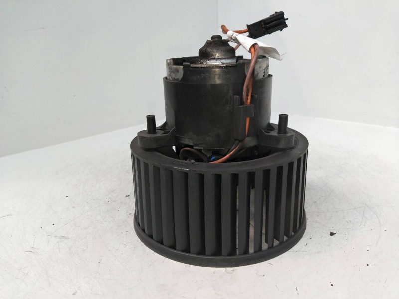 Recambio de motor calefaccion para mercedes clase b (w245) 180 cdi (245.207) referencia OEM IAM 1698200642  