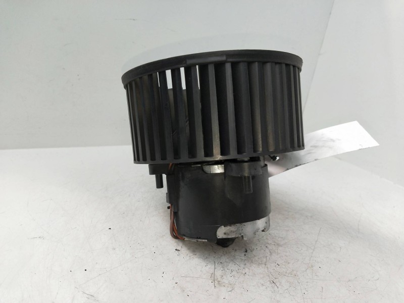 Recambio de motor calefaccion para mercedes clase b (w245) 180 cdi (245.207) referencia OEM IAM 1698200642  