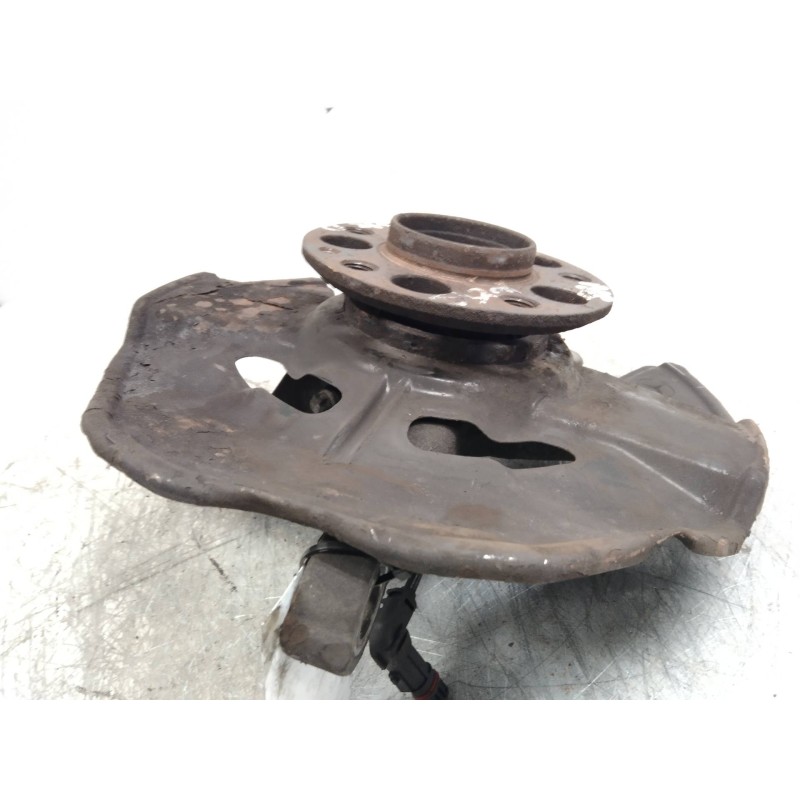 Recambio de mangueta delantera izquierda para mercedes clase b (w245) 180 cdi (245.207) referencia OEM IAM 1693300720  