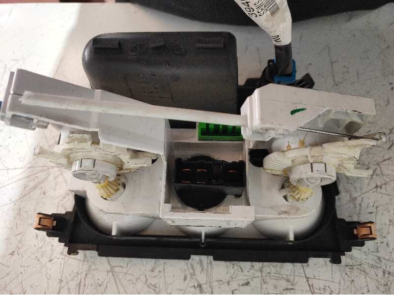 Recambio de mando calefaccion / aire acondicionado para opel agila b enjoy referencia OEM IAM   