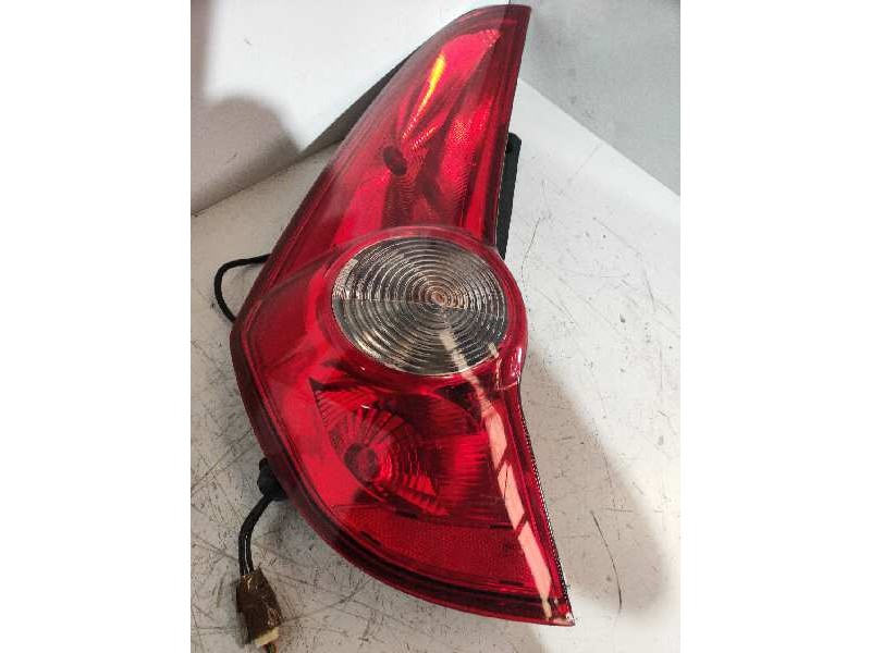 Recambio de piloto trasero izquierdo para opel agila b enjoy referencia OEM IAM   