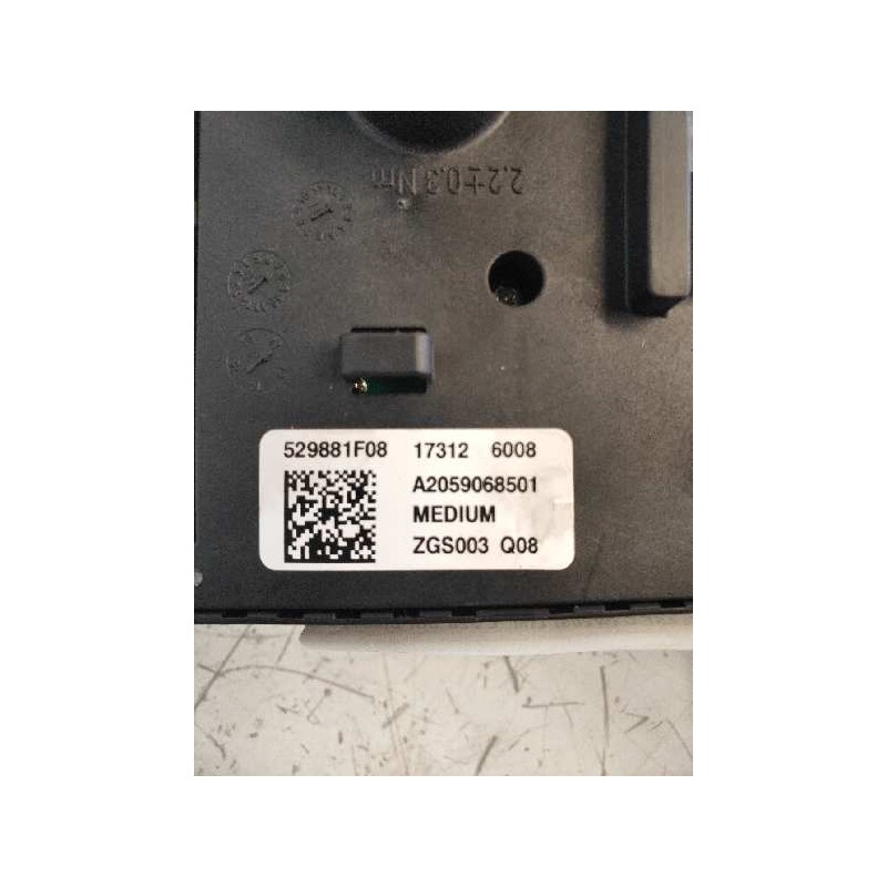 Recambio de caja reles / fusibles para mercedes clase c (w205) lim. c 220 cdi bluetec (205.004) referencia OEM IAM 529881F08 A20