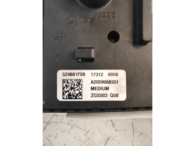 Recambio de caja reles / fusibles para mercedes clase c (w205) lim. c 220 cdi bluetec (205.004) referencia OEM IAM 529881F08 A20