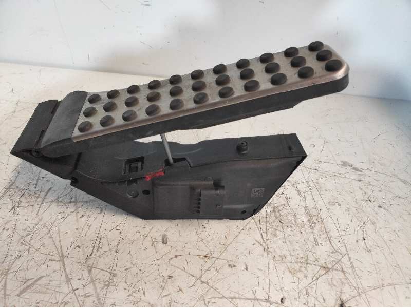 Recambio de potenciometro pedal para mercedes clase c (w205) lim. c 220 cdi bluetec (205.004) referencia OEM IAM A2053000104  