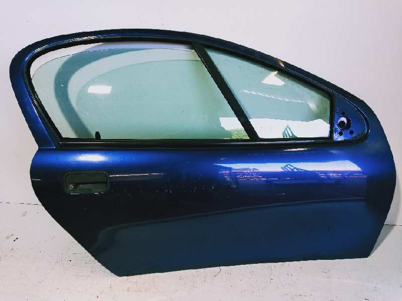 Recambio de puerta delantera derecha para opel tigra 1.4 16v referencia OEM IAM   