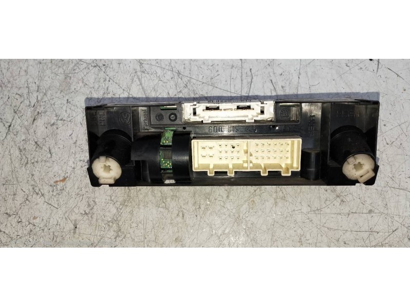 Recambio de mando calefaccion / aire acondicionado para audi a1 (8x) attraction referencia OEM IAM 8X0820045A  