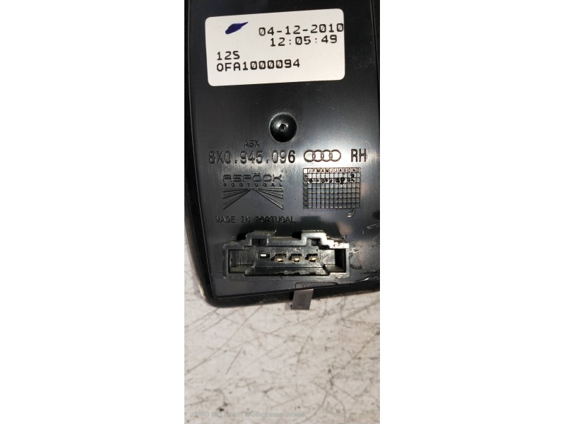Recambio de luz interior para audi a1 (8x) attraction referencia OEM IAM 8X0945096  