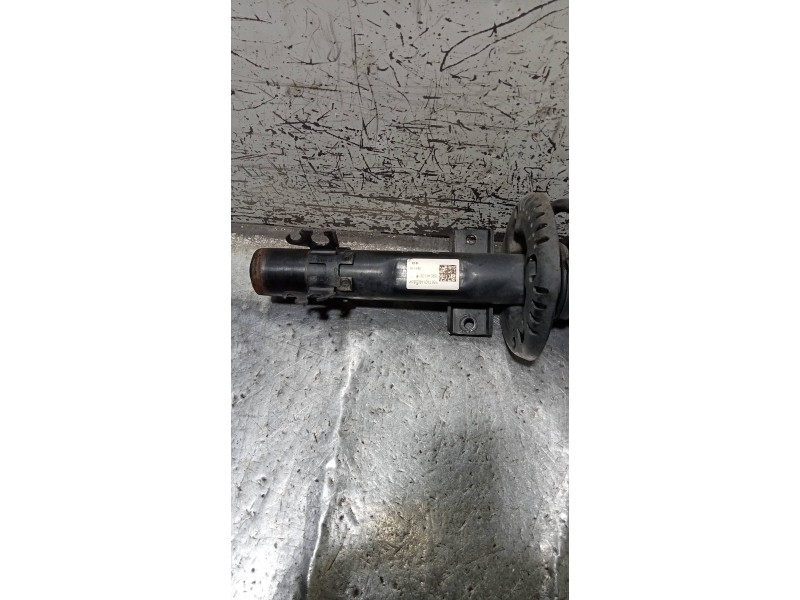 Recambio de amortiguador delantero derecho para audi a1 (8x) attraction referencia OEM IAM 6R0413031K  