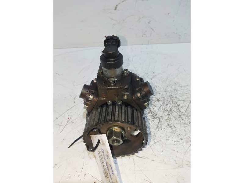 Recambio de bomba inyeccion para peugeot 206 sw x-line referencia OEM IAM 0445010102 9656300380 BOSCH