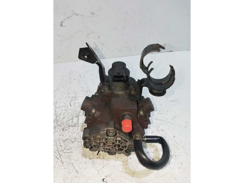 Recambio de bomba inyeccion para peugeot bipper básico referencia OEM IAM 0445010102 9683703780 BOSCH