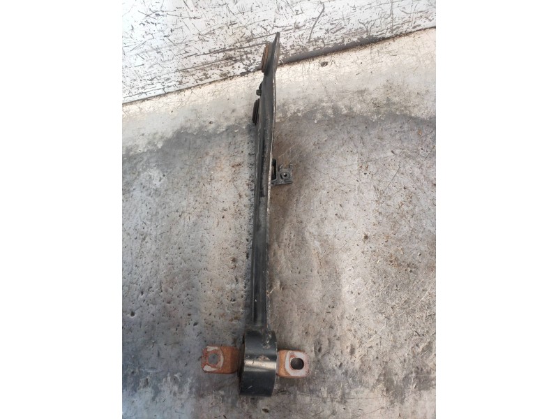 Recambio de brazo suspension superior trasero derecho para lexus ct 200h referencia OEM IAM   