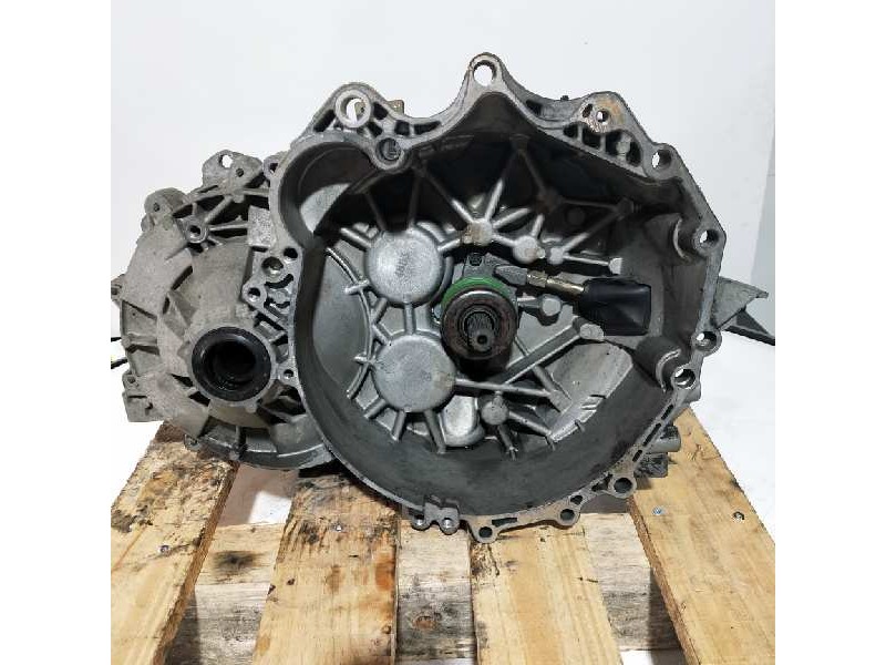 Recambio de caja cambios para volvo s80 berlina 2.5 d referencia OEM IAM P1208961 M56L2 T104775