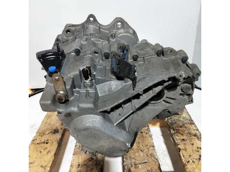 Recambio de caja cambios para volvo s80 berlina 2.5 d referencia OEM IAM P1208961 M56L2 T104775