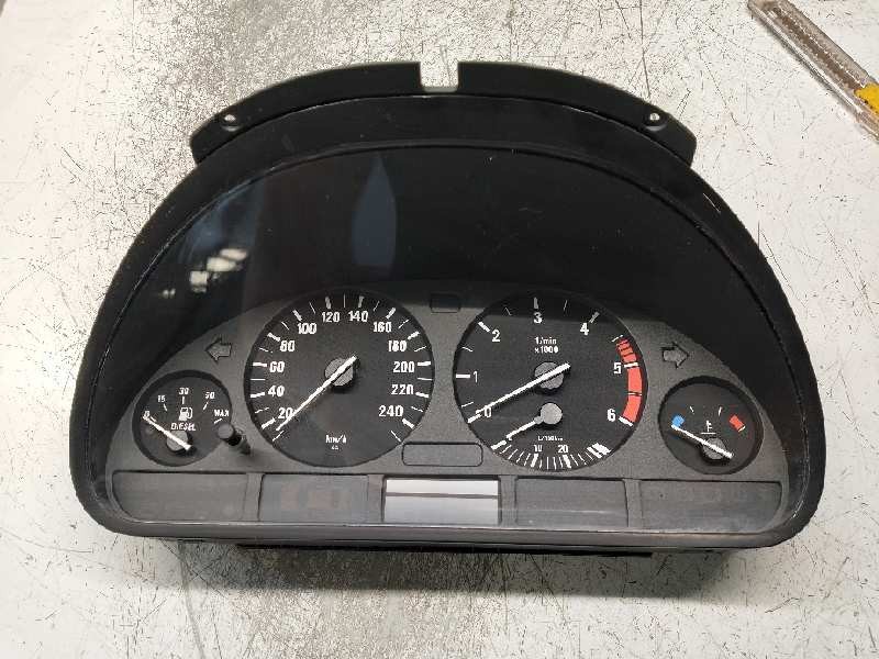 Recambio de cuadro instrumentos para bmw serie 5 berlina (e39) 525tds referencia OEM IAM 110008735054 62118381198  Recambio de cuadro instrumentos para bmw serie 5 berlina (e39) 525tds referencia OEM IAM 110008735054 62118381198