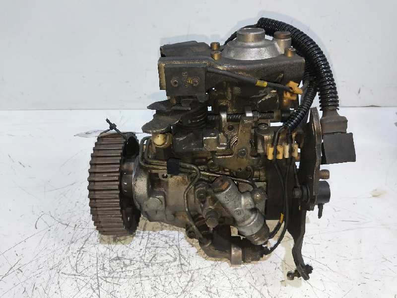 Recambio de bomba inyeccion para renault laguna (b56) 2.2 diesel referencia OEM IAM 0460494394 BOSCH 