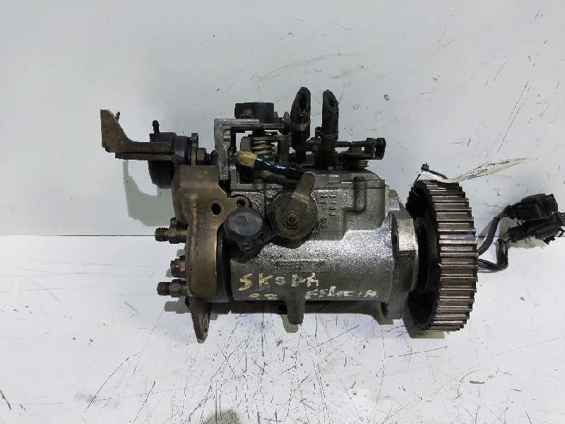 Recambio de bomba inyeccion para skoda felicia berlina ( 791) 1.9 diesel cat referencia OEM IAM R8445B040A 028130081D LUCAS