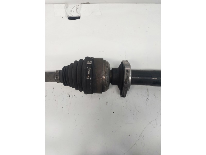 Recambio de transmision delantera derecha para opel insignia berlina cosmo referencia OEM IAM 13219092 AJ 