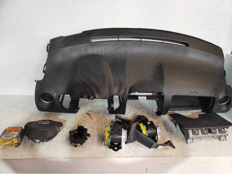 Recambio de kit airbag para toyota urban cruiser active referencia OEM IAM   