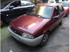 ford fiesta berlina del año 1999