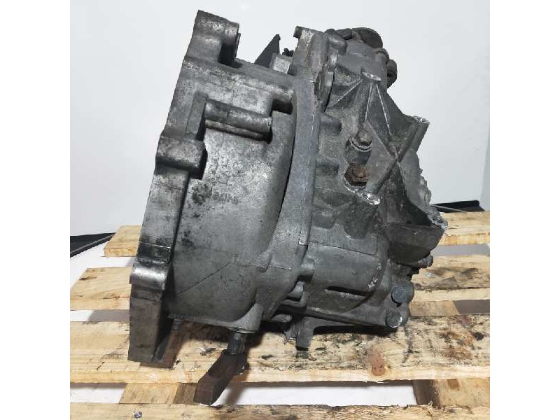 Recambio de caja cambios para bmw mini (r50,r53) 1.6 16v cat referencia OEM IAM BKD 2300150429507 0057949