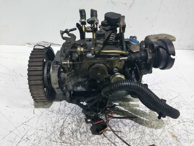 Recambio de bomba inyeccion para volkswagen polo berlina (6n1) 1.9 diesel referencia OEM IAM R8444B542C 028130109B LUCAS