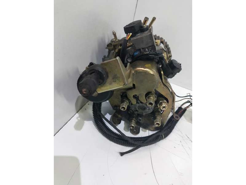 Recambio de bomba inyeccion para volkswagen polo berlina (6n1) 1.9 diesel referencia OEM IAM R8444B956C 028130115J LUCAS
