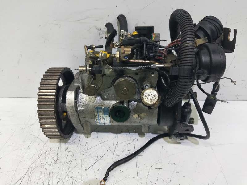 Recambio de bomba inyeccion para volkswagen polo berlina (6n1) 1.9 diesel referencia OEM IAM R8444B542C 028130109B LUCAS