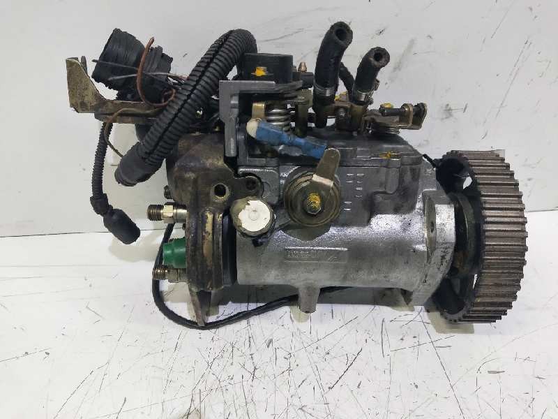 Recambio de bomba inyeccion para volkswagen polo berlina (6n1) 1.9 diesel referencia OEM IAM R8444B542C 028130109B LUCAS