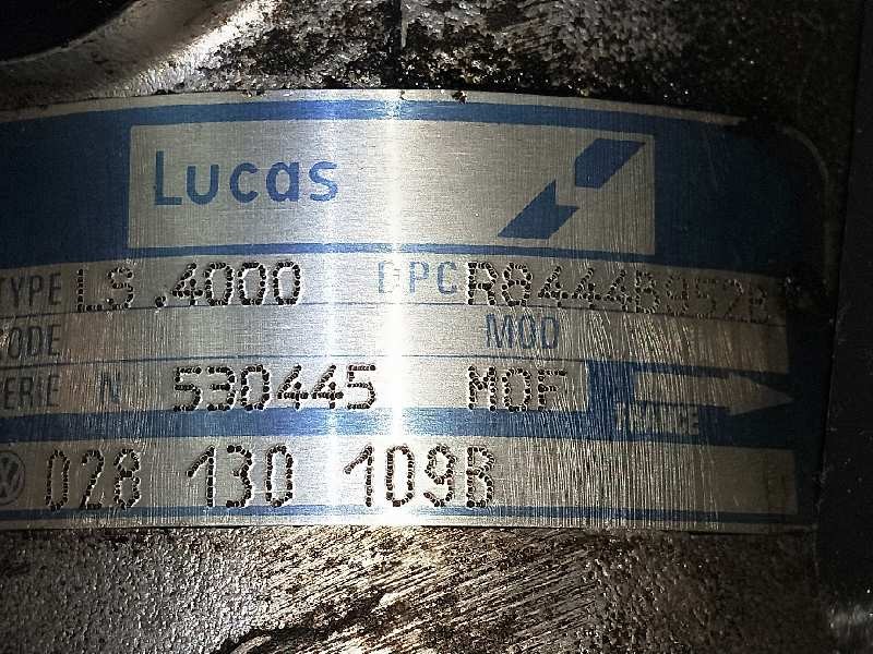 Recambio de bomba inyeccion para volkswagen polo berlina (6n1) 1.9 diesel referencia OEM IAM R8444B952B 028130109B LUCAS