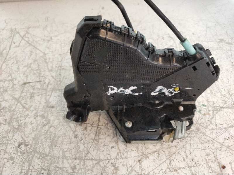 Recambio de motor cierre centralizado delantero derecho para toyota urban cruiser active referencia OEM IAM 0011303  