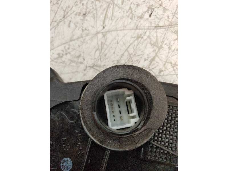 Recambio de motor cierre centralizado delantero izquierdo para toyota urban cruiser active referencia OEM IAM 0011304  