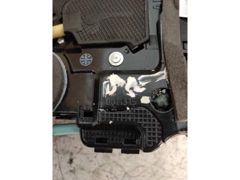 Recambio de motor cierre centralizado trasero derecho para toyota urban cruiser active referencia OEM IAM 0011315  