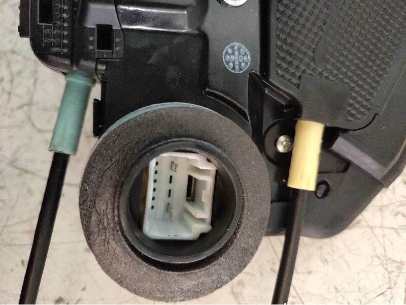 Recambio de motor cierre centralizado trasero izquierdo para toyota urban cruiser active referencia OEM IAM 0011320  