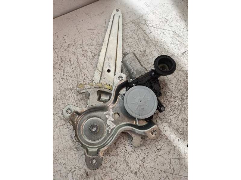 Recambio de elevalunas trasero derecho para toyota urban cruiser active referencia OEM IAM 8522035140 2621002340 