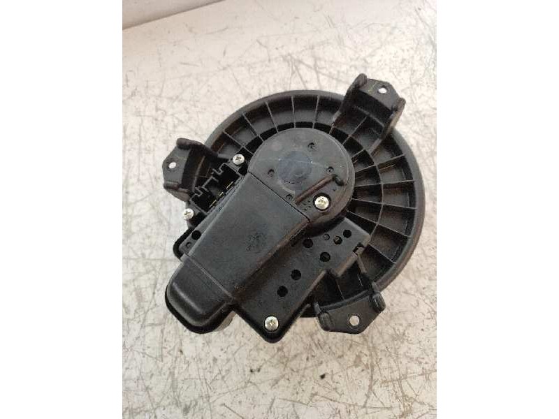 Recambio de motor calefaccion para toyota urban cruiser active referencia OEM IAM 3080  
