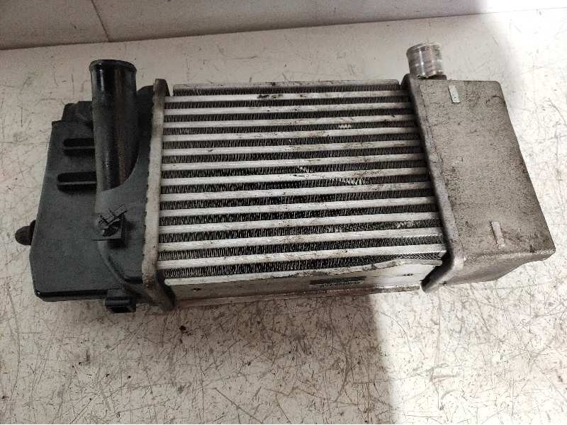 Recambio de intercooler para toyota urban cruiser active referencia OEM IAM 1271005100 8814490 