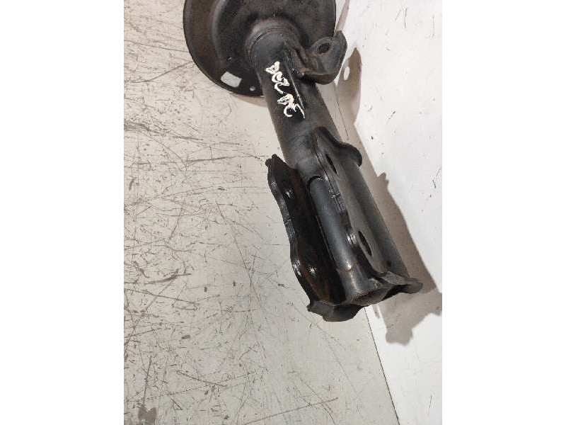 Recambio de amortiguador delantero derecho para toyota urban cruiser active referencia OEM IAM 4851052E70 1A12167A1122 