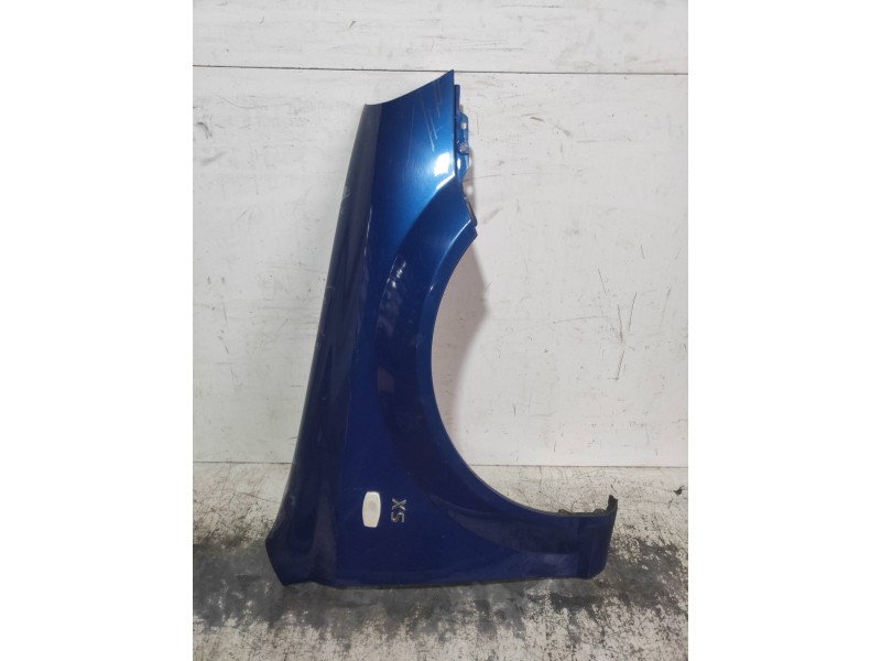 Recambio de aleta delantera derecha para daewoo nubira berlina se referencia OEM IAM   