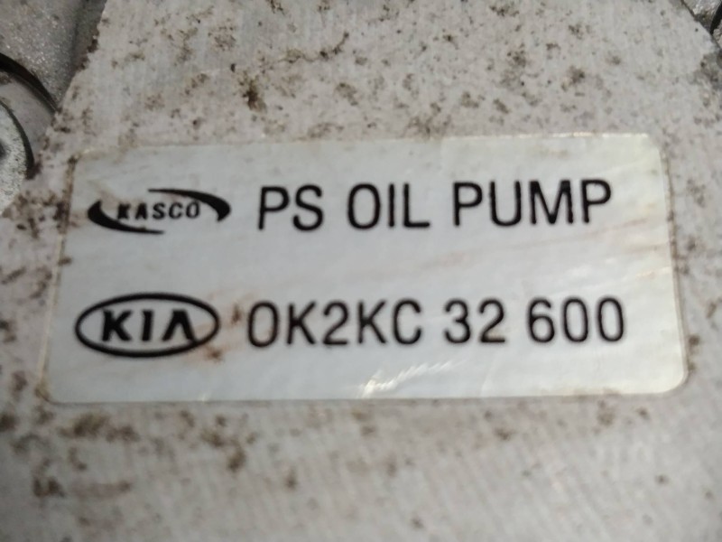 Recambio de bomba direccion para kia carens 2.0 crdi ex monovolumen referencia OEM IAM 0K2KC32600  