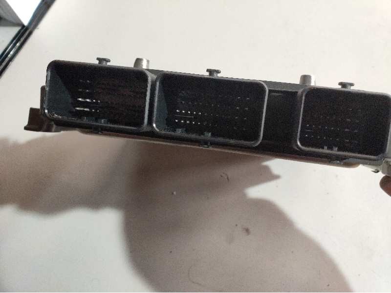 Recambio de centralita motor uce para peugeot 308 sport referencia OEM IAM R0413C007C 9663548180 9665426180 28129189