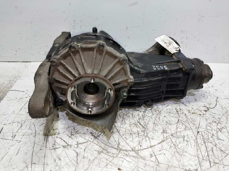 Recambio de diferencial trasero para audi rs4 avant (b5) referencia OEM IAM EUB300702  