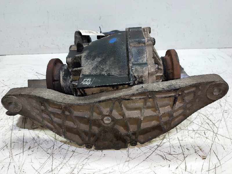 Recambio de diferencial trasero para audi rs4 avant (b5) referencia OEM IAM EUB300702  