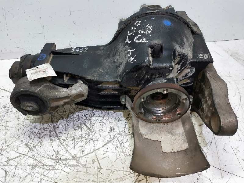 Recambio de diferencial trasero para audi rs4 avant (b5) referencia OEM IAM EUB300702  