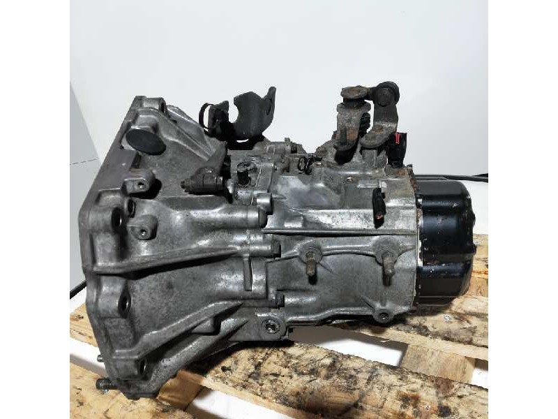 Recambio de caja cambios para suzuki liana rh (er) 1.6 referencia OEM IAM 1D23J046  