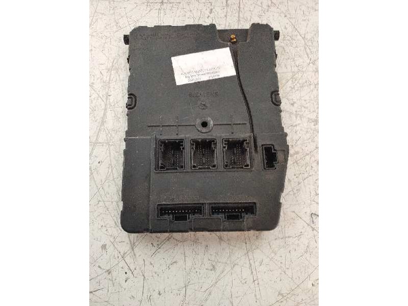 Recambio de caja reles / fusibles para renault scenic ii 1.9 dci diesel referencia OEM IAM S118400250D 8200525386 