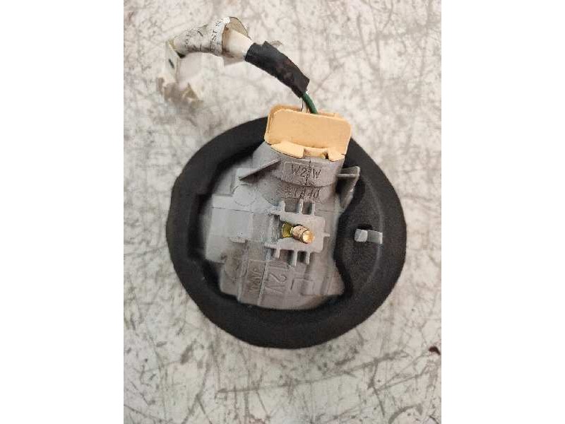 Recambio de piloto trasero izquierdo paragolpes para lexus is200 (gxe10) 2.0 cat referencia OEM IAM   