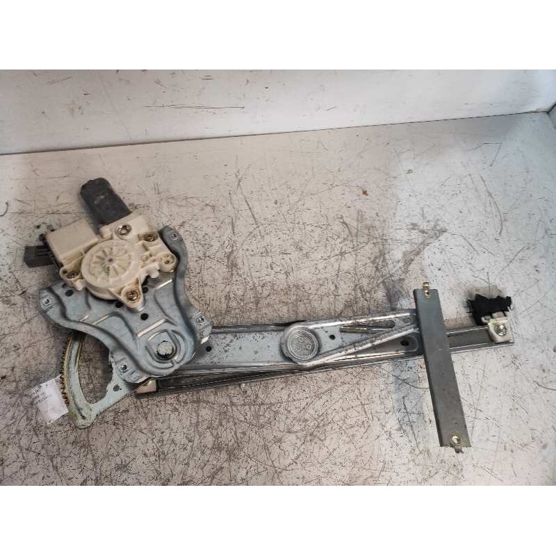 Recambio de elevalunas delantero derecho para toyota avensis berlina (t25) 2.0 d4-d executive berlina (5-ptas.) referencia OEM I