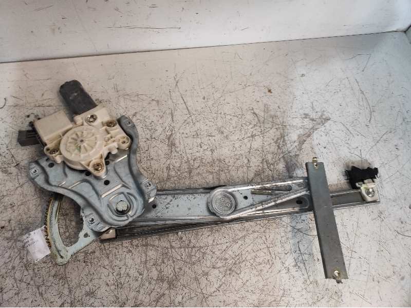 Recambio de elevalunas delantero derecho para toyota avensis berlina (t25) 2.0 d4-d executive berlina (5-ptas.) referencia OEM I