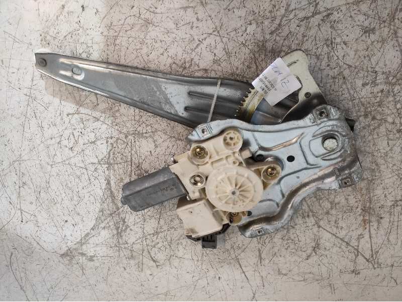 Recambio de elevalunas trasero izquierdo para toyota avensis berlina (t25) 2.0 d4-d executive berlina (5-ptas.) referencia OEM I