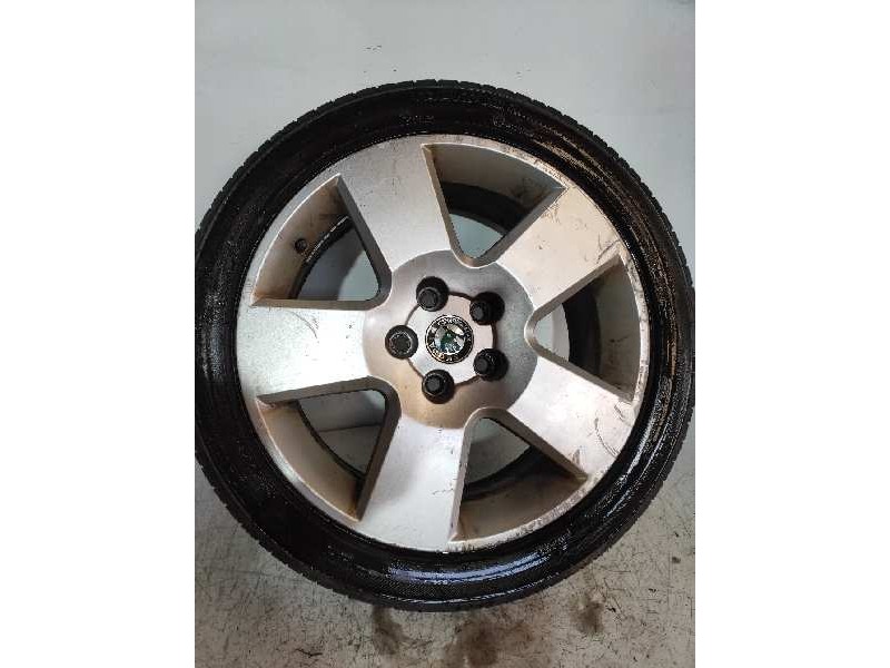 Recambio de juego llantas para skoda superb (3u4) classic referencia OEM IAM  CUBIERTAS 225/45/17